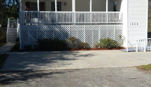 Near Folly Beach & Charleston Comfortable & Spacious