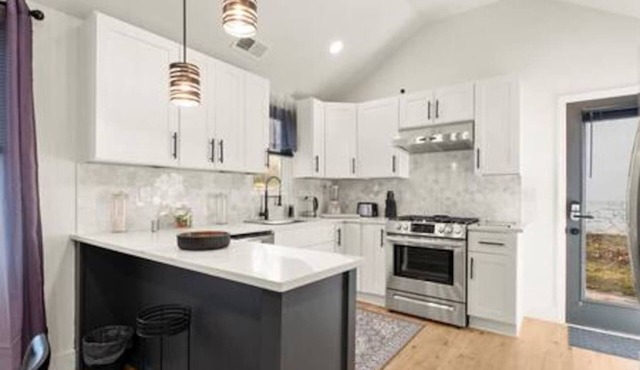NEW Decatur Bungalow - World Cup Ready Ready