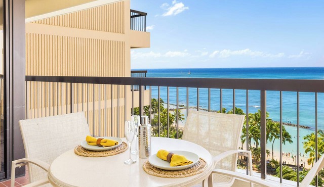 Ocean View Paradise Escape at Waikiki Beach Tower Near Shops & Restaurants