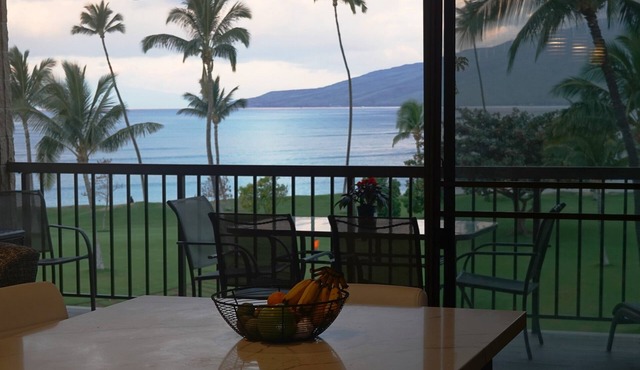 Oceanfront, Million-Dollar-View, Newly renovated! B421