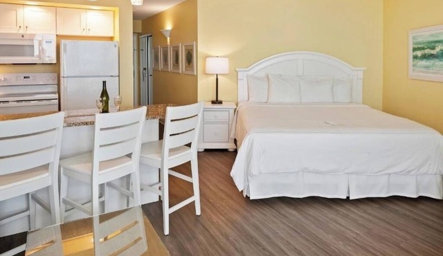 Oceanfront Studio w/Balcony – Perfect Ormond Beach Retreat by the Water