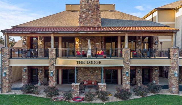 Old Kinderhook 2 Decks, Firepit, Kid & Pet Friendly Golf Retreat