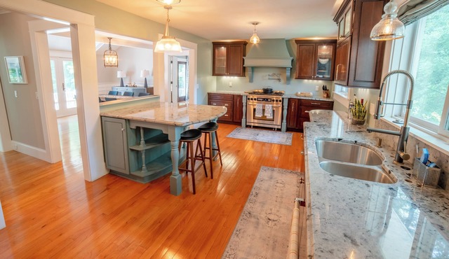 OMP w/private shared beach! Office, 2 Cali King beds, Pet Friendly