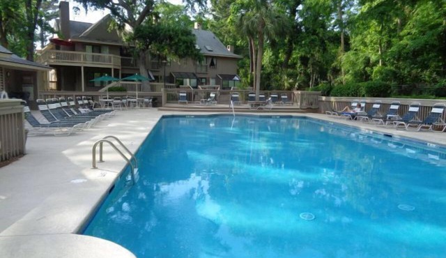 Perfect couples retreat close to Shipyard Beach Club 193 Beachwalk