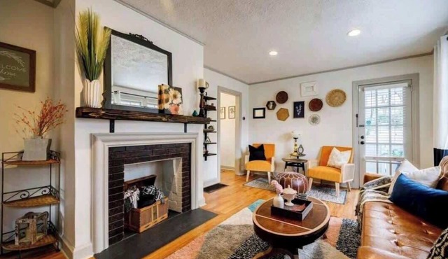 Pet Friendly Bungalow Steps to Inman Park