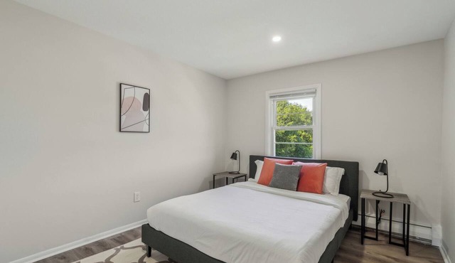 Pine Brook 124 I Modern Gem I Free Parking