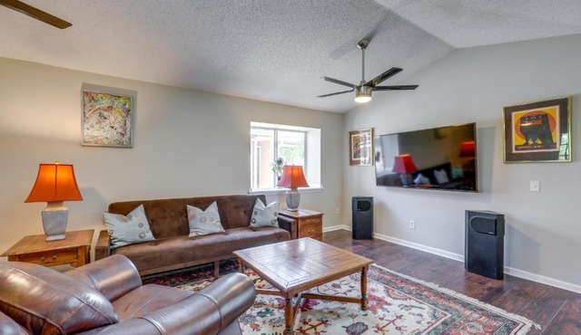 Ponte Vedra Beach Family Home: 2 Mi to Beaches!