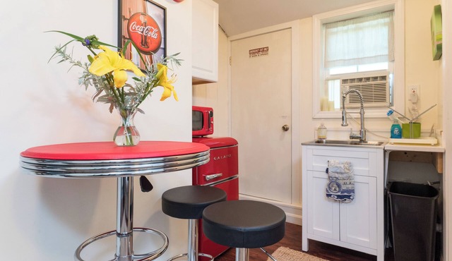 ✨Private Studio w/Loft Center Historic Carlisle✨