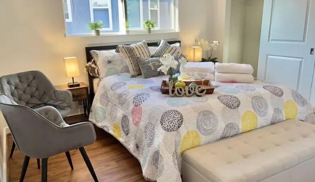 Queen Anne cozy house with Puget Sound View #4