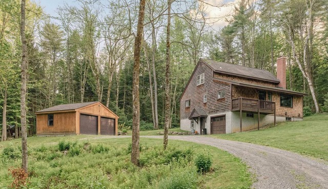 Renovated 3-BR Cabin Near Okemo