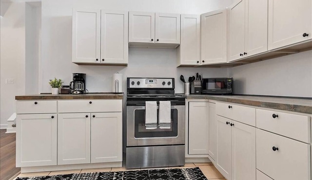 Rent the entire property unit A and B! Perfect for large groups