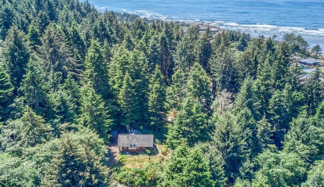 Romantic Cottage Perfect for a Couple or Family Getaway!
