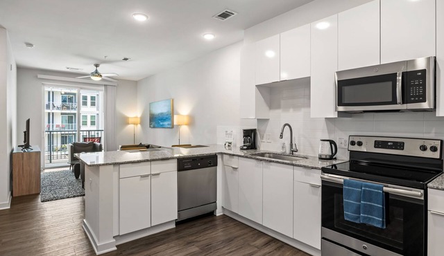(S1BC) Great Location, Peaceful 1-BR Near Colony Square