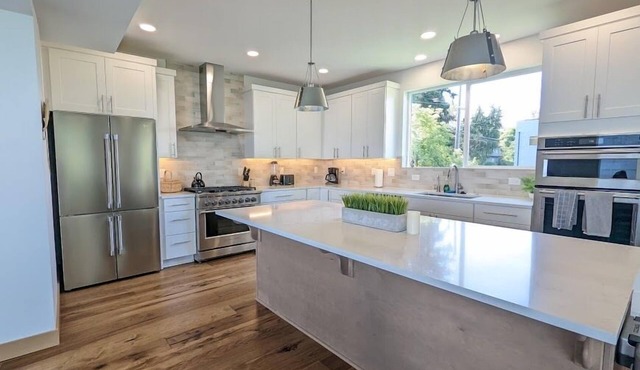 Seattle Vacation Home Alki Beach House