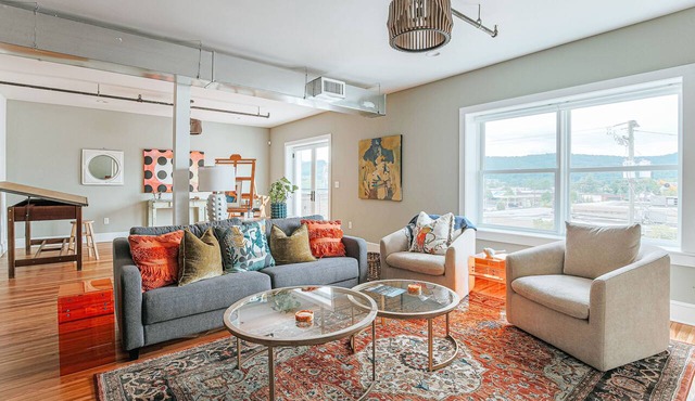 Shenandoah Valley Atelier: NEW Waynesboro Loft
