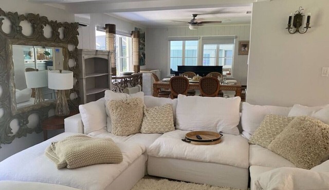 Siesta Key Waterfront Estate heated Pool Privacy!