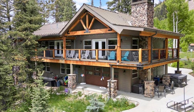 Silver Fork Chalet