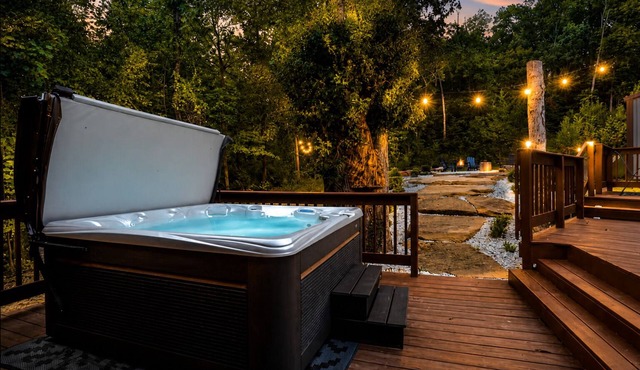 Sip, Hike, Relax - A Private 20-Acre Haven in Wine Country