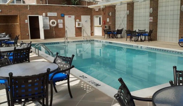 South Bend | Irish Game Stay | Pool + Hot Tub