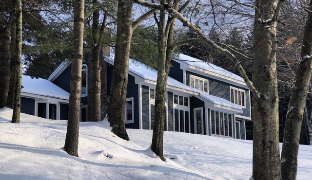 Spacious home on picturesque grounds with stunning views. Quechee - Woodstock