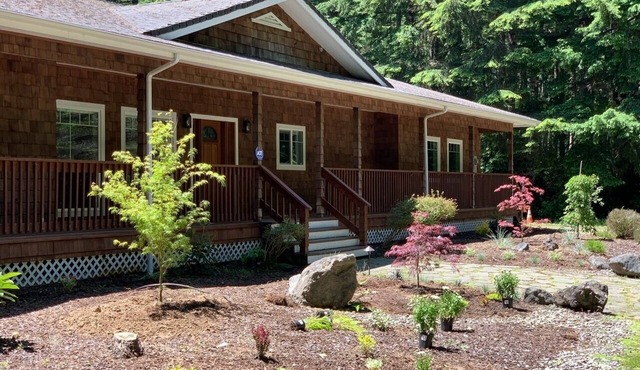 Spectacular Golf Group Vacation Rental at Bandon Dunes Golf Resort