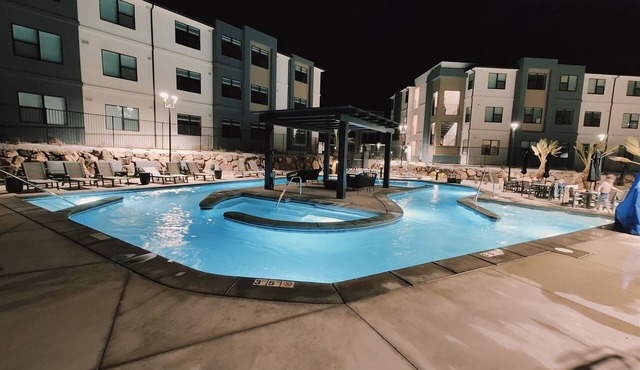 St. George Gem, Pool, Hot Tub, View, Zion Basecamp