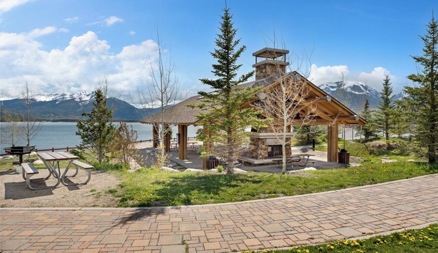 Stand-alone Mountain Home, Private Hot Tub and Deck, Mountain Views #34 by Summit County Mountain Retreats