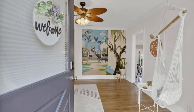 Stylish, Spacious 3 Bedroom Home - FREE BIKES-