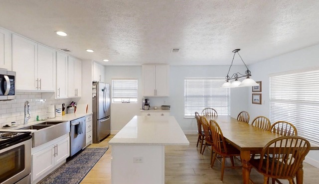 Surf Crest 20 - 4 bedroom cottage with Ocean View from extended deck!