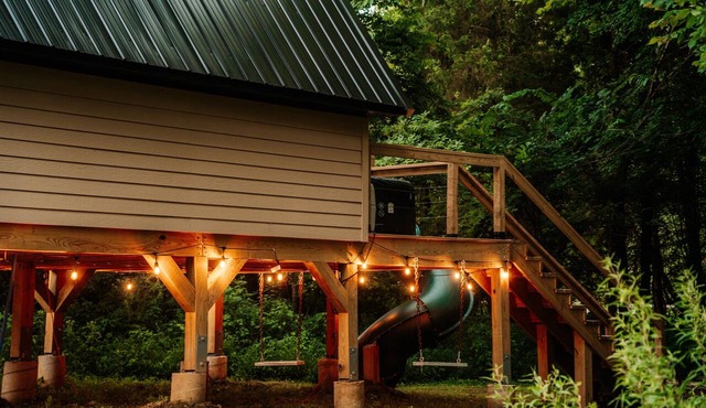 The Brunette Treehouse