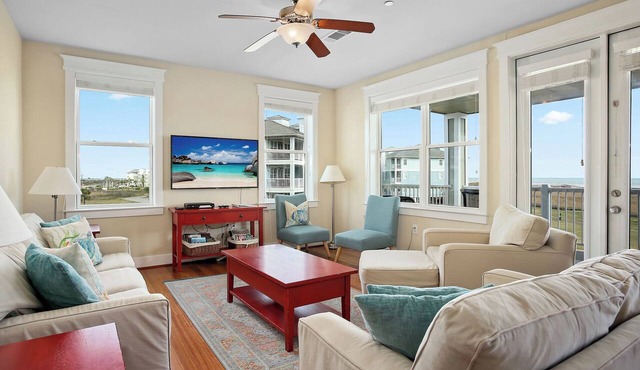 The Extra Pointe-Book 5+ nights & get 15% discount-Beach View. 3BD/2BA.