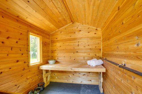 'The I House' Interlochen Home w/Sauna, Fireplace