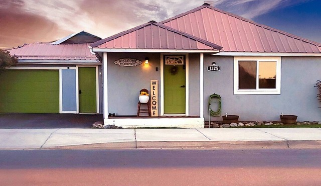 Tranquil 3 Bedroom, 2 Bath Home Near Scenic River Walk!