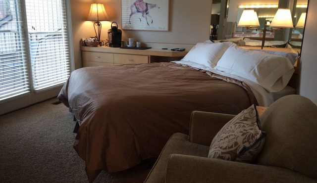 UPSTAIRS MASTER SUITE ON THE 6TH GREEN