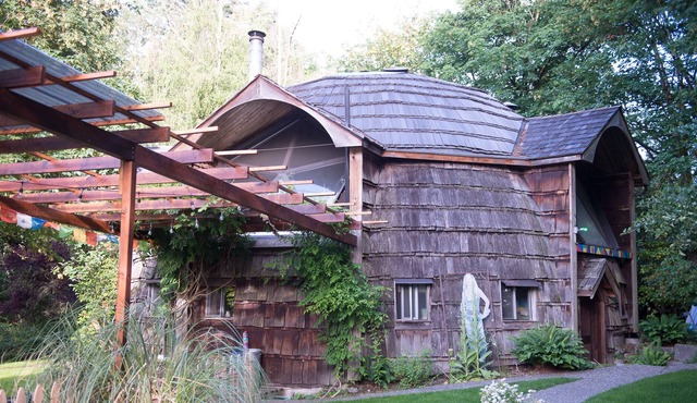 Woodinville Geodesic Dome House