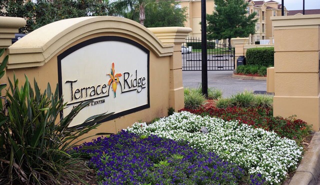 Your next magical getaway! Spacious 3 bedroom, 2 bath condo in gated community.