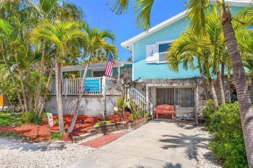Beach Breeze Hideaway 
