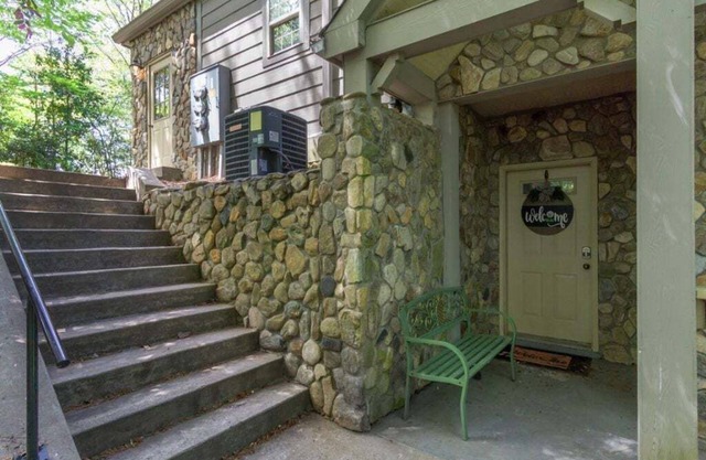 Stonecrest 