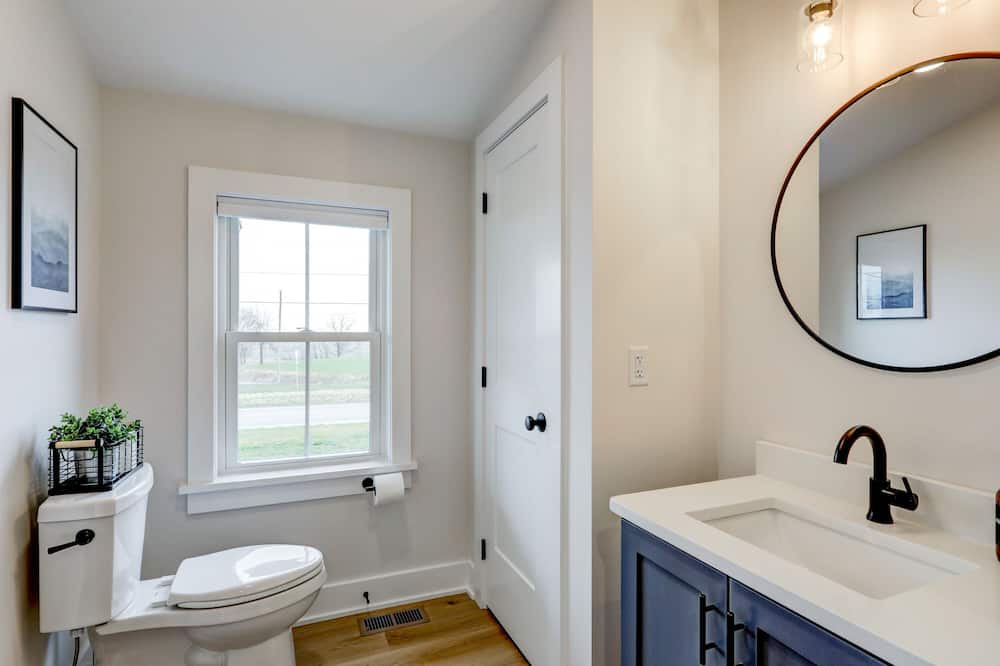 Photo of Bathroom in Paradise