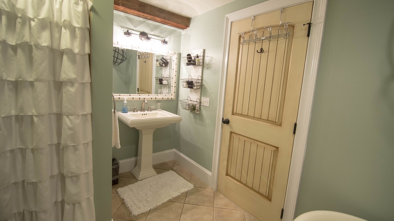 Photo of Bathroom in Strasburg