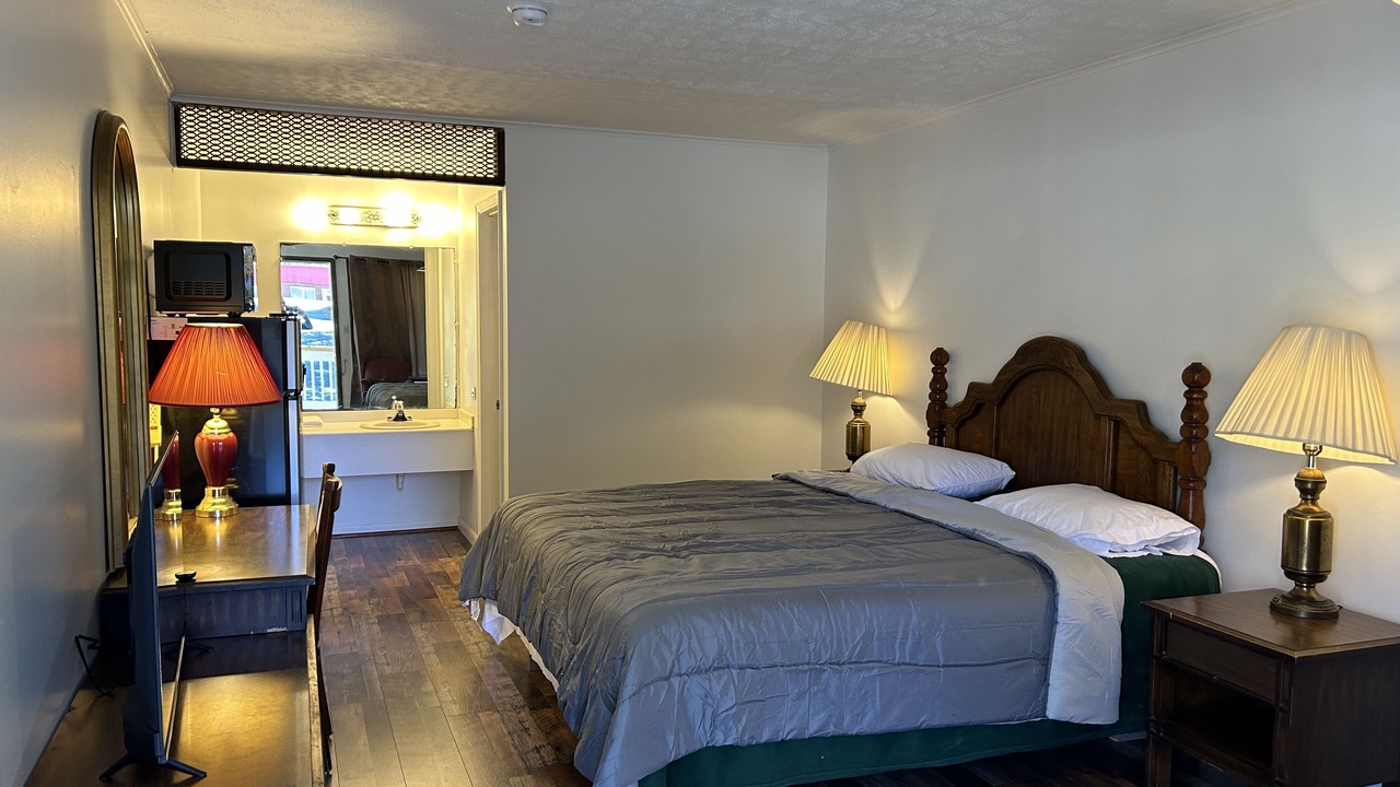 Photo of Bedroom in Spruce Pine