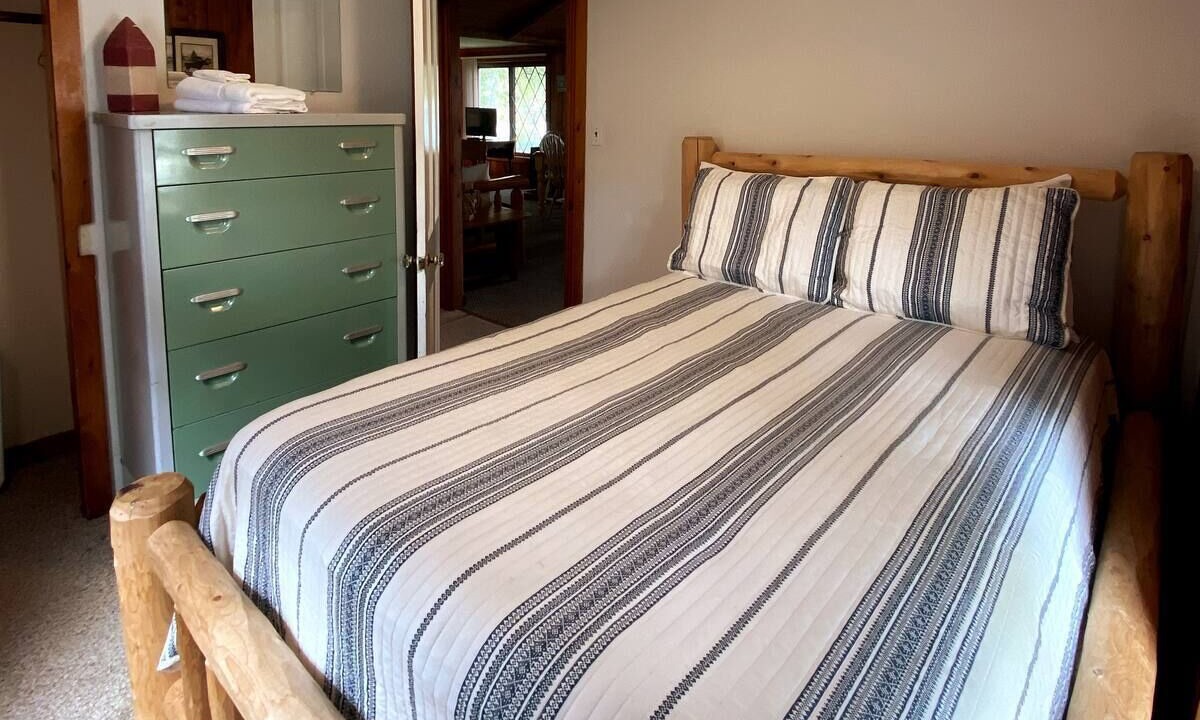 Photo of Bedroom in Alden