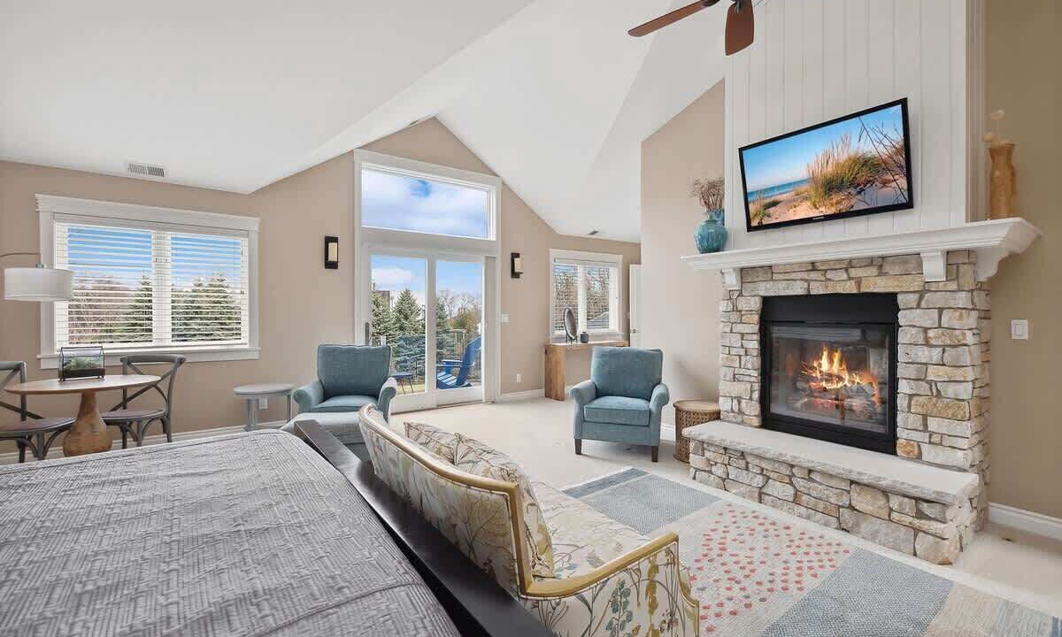 Photo of Patio Balcony in Grand Beach