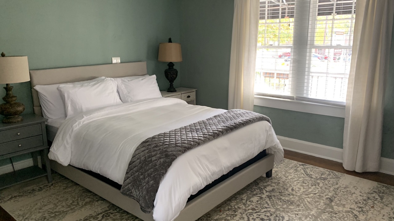 Photo of Bedroom in Roswell