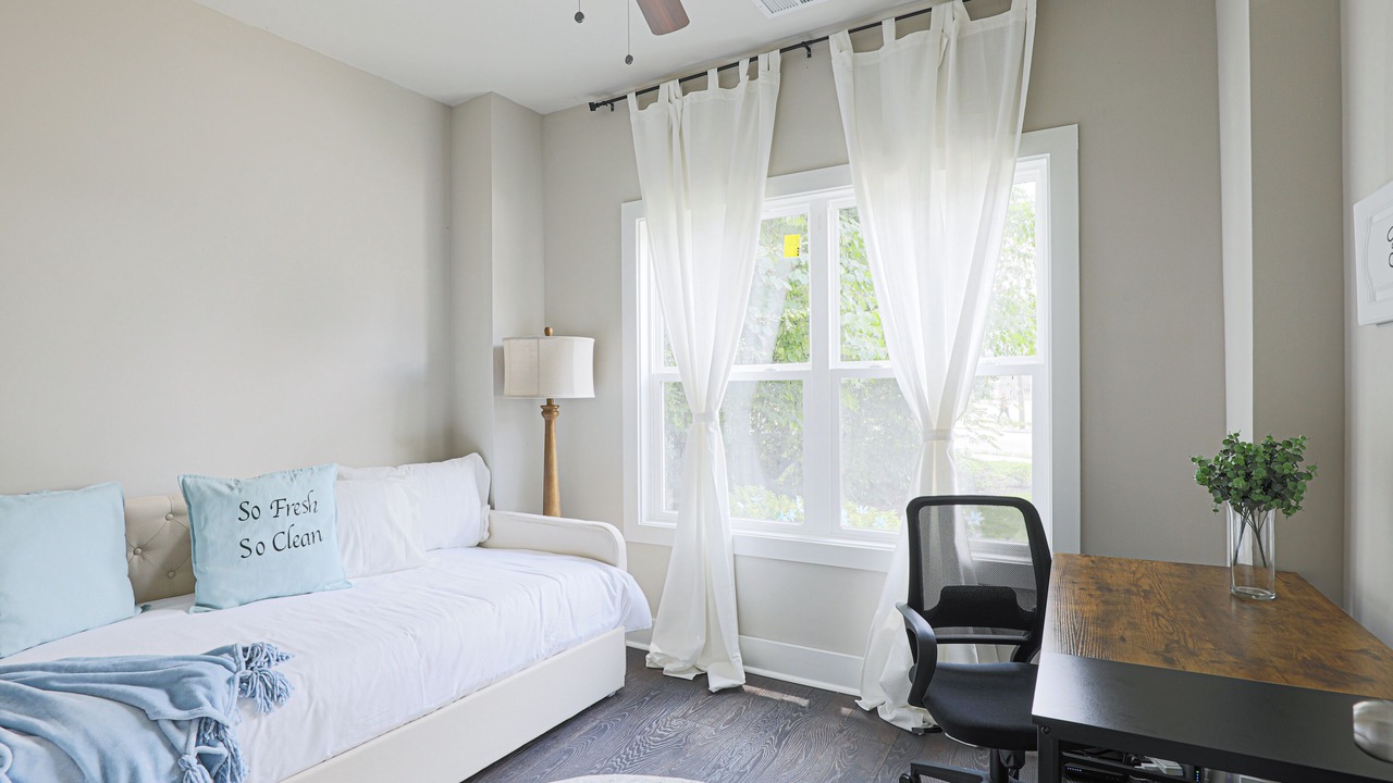 Photo of Bedroom in Underwood Hills