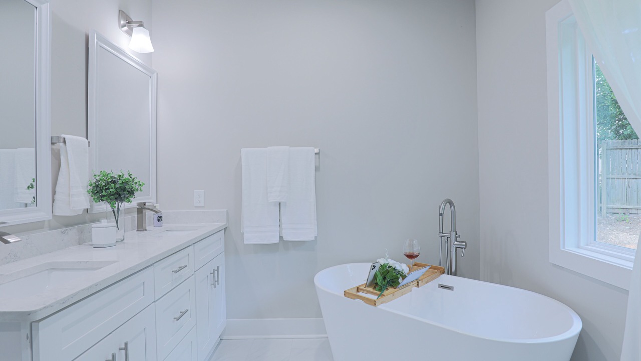 Photo of Bathroom in Underwood Hills