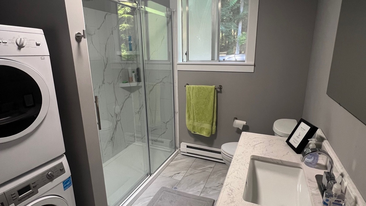 Photo of Bathroom in Lake Roesiger