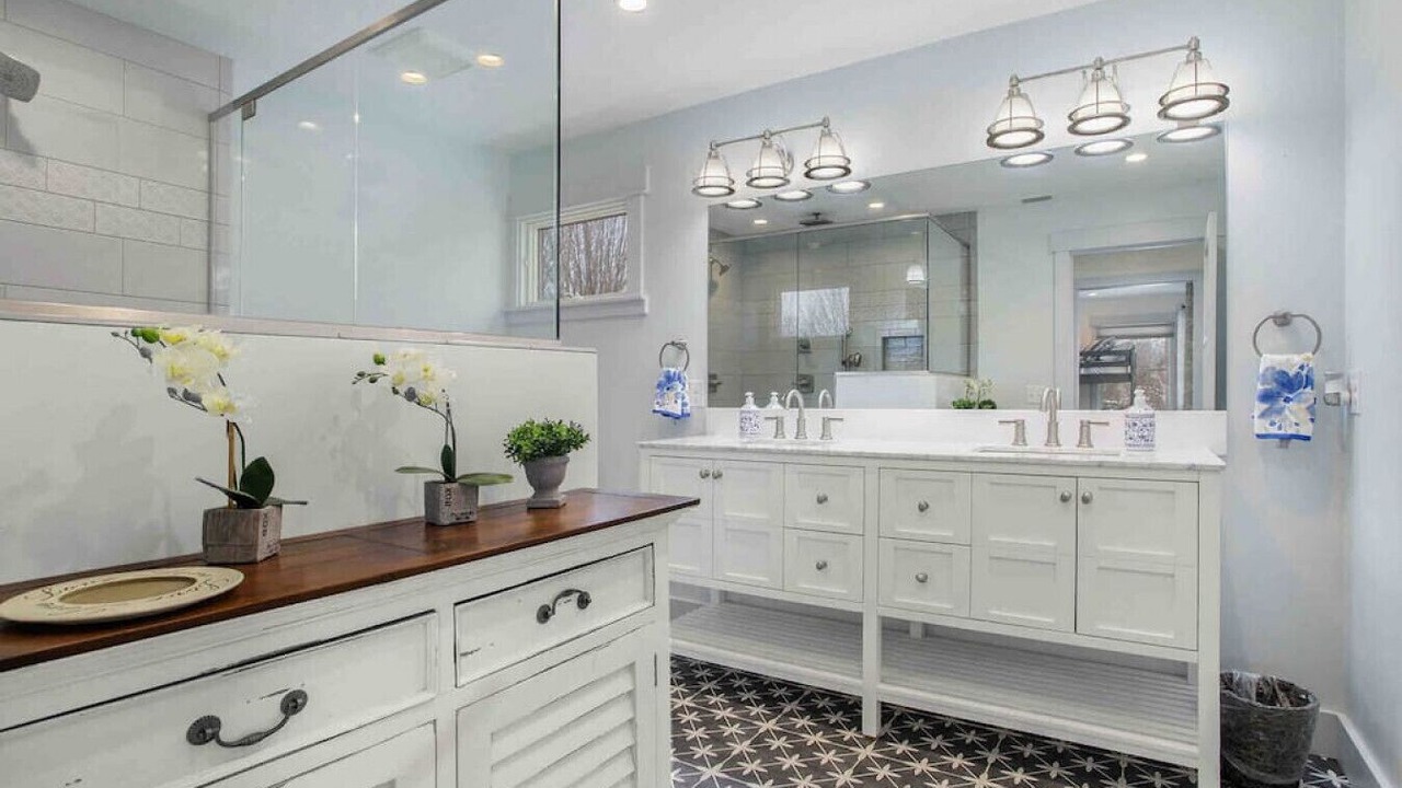 Photo of Bathroom in Sister Lakes