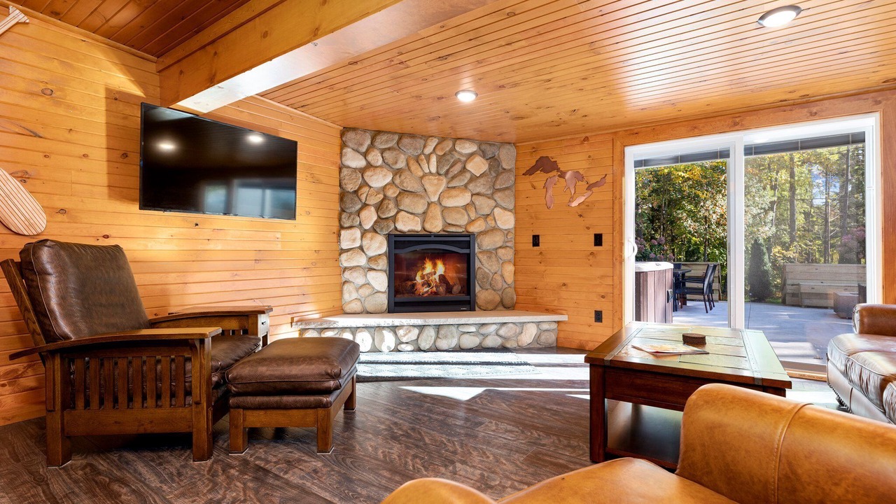 Photo of Livingroom in Interlochen