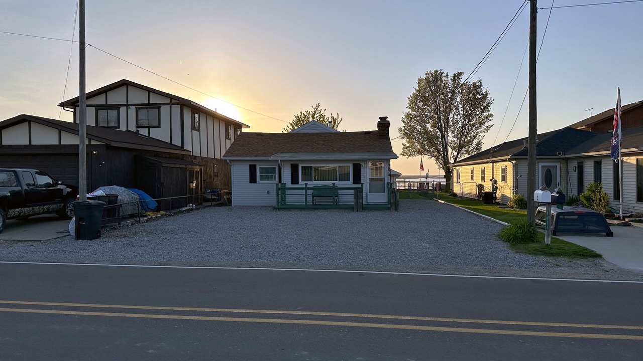 Photo of Bedroom in Anchorville